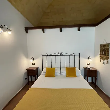 Ai Dammusi Bed & Breakfast 4*